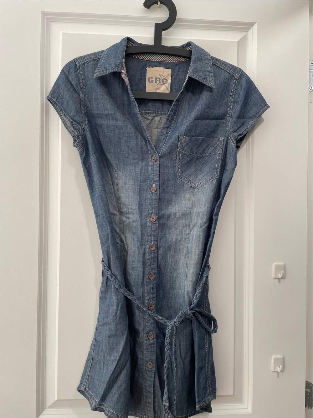 Casual Short-Sleeve Denim Shirt Dress in Blue